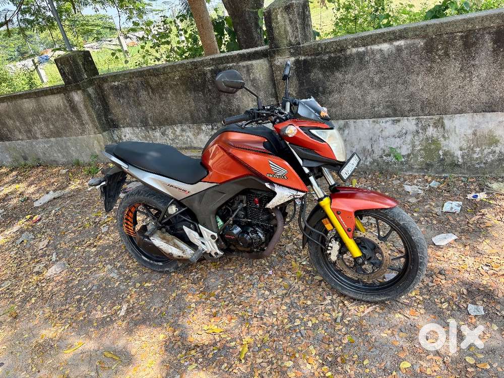 Honda hornet cb 160R sell