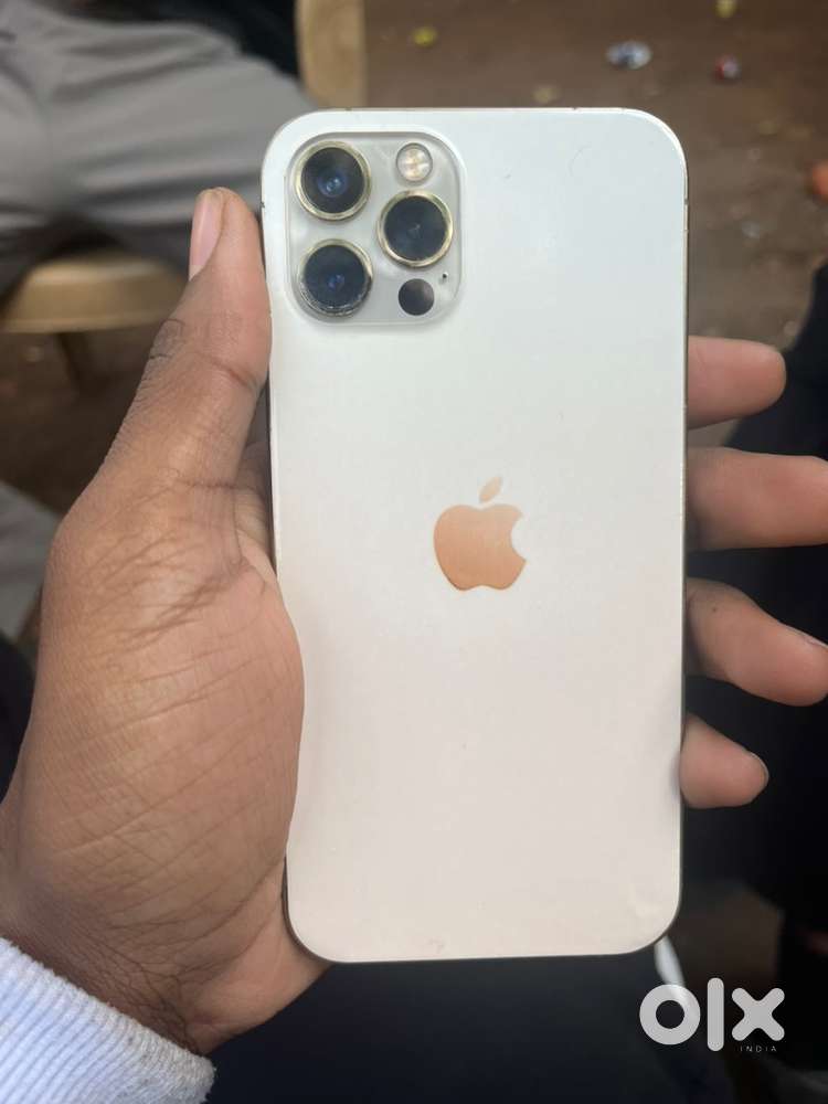 Iphone 12pro only back creck