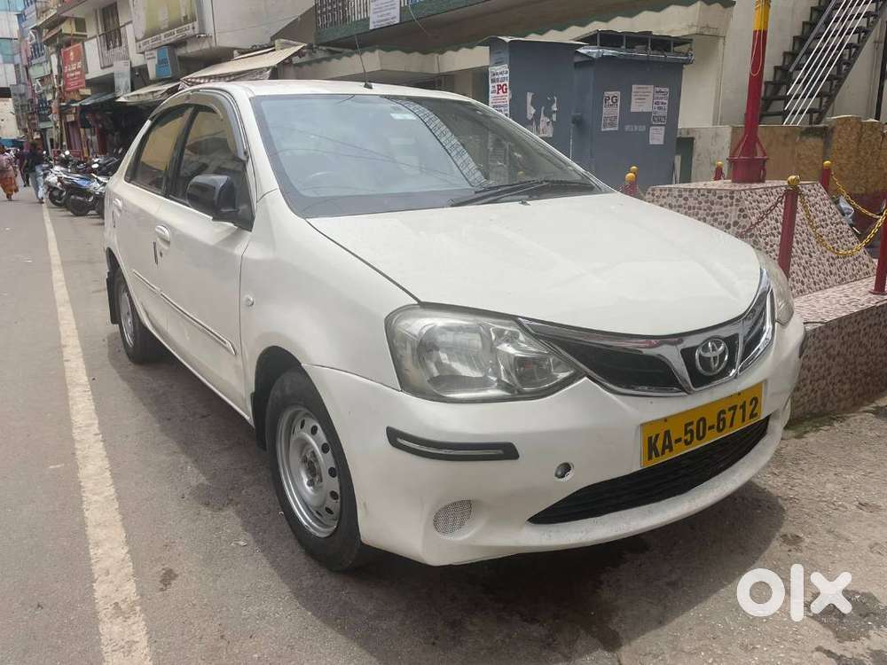 71 TOYOTA ETIOS GD 6712