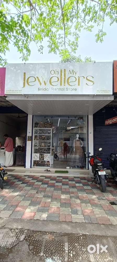 Female Sales Staff Required In Cherthala