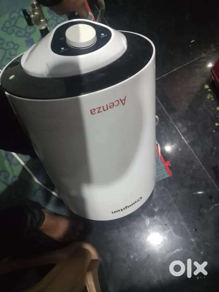 Crompton Acenza 25L Storage Water Heater (Geyser)