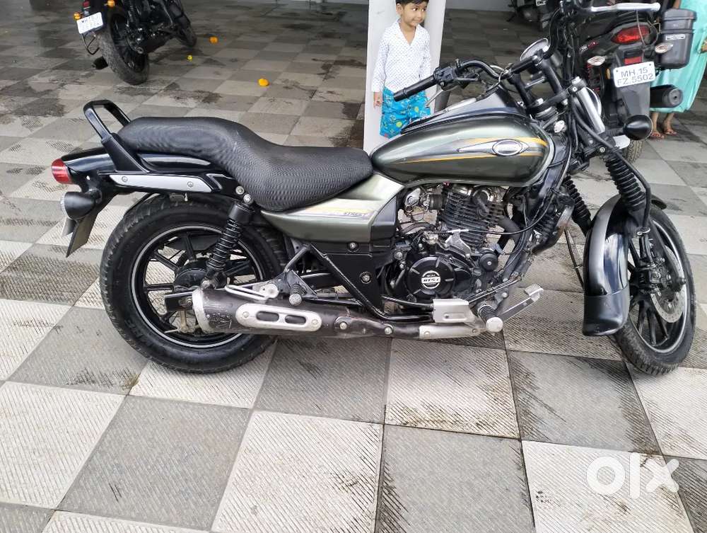 Bajaj Avenger 220