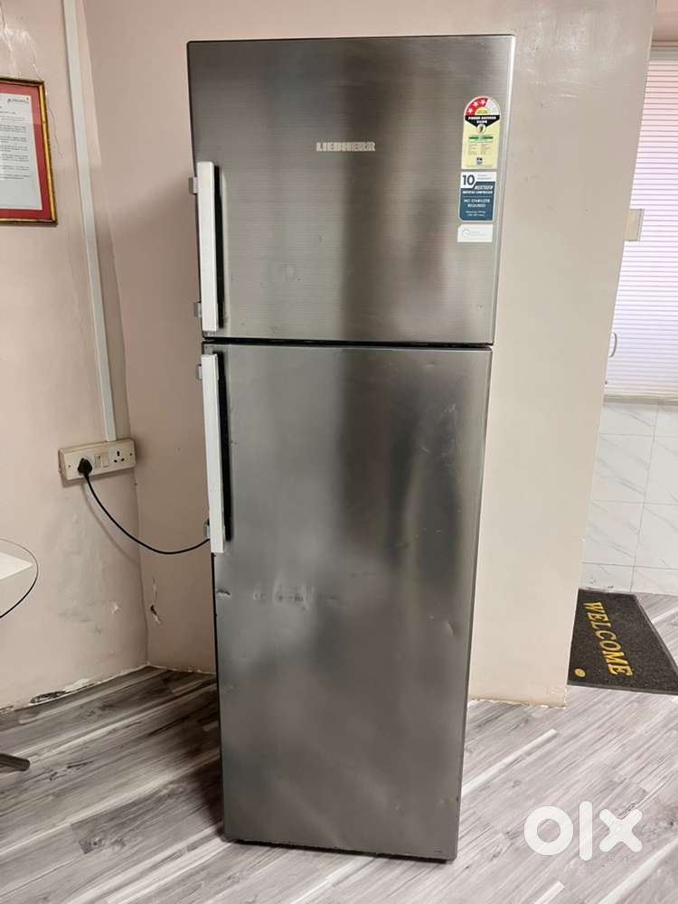 Leibherr 346 Litres 3 star double door Refrigerator TCss 3540