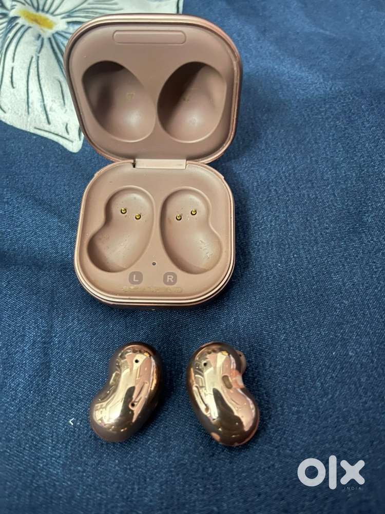 Samsung Galaxy buds live