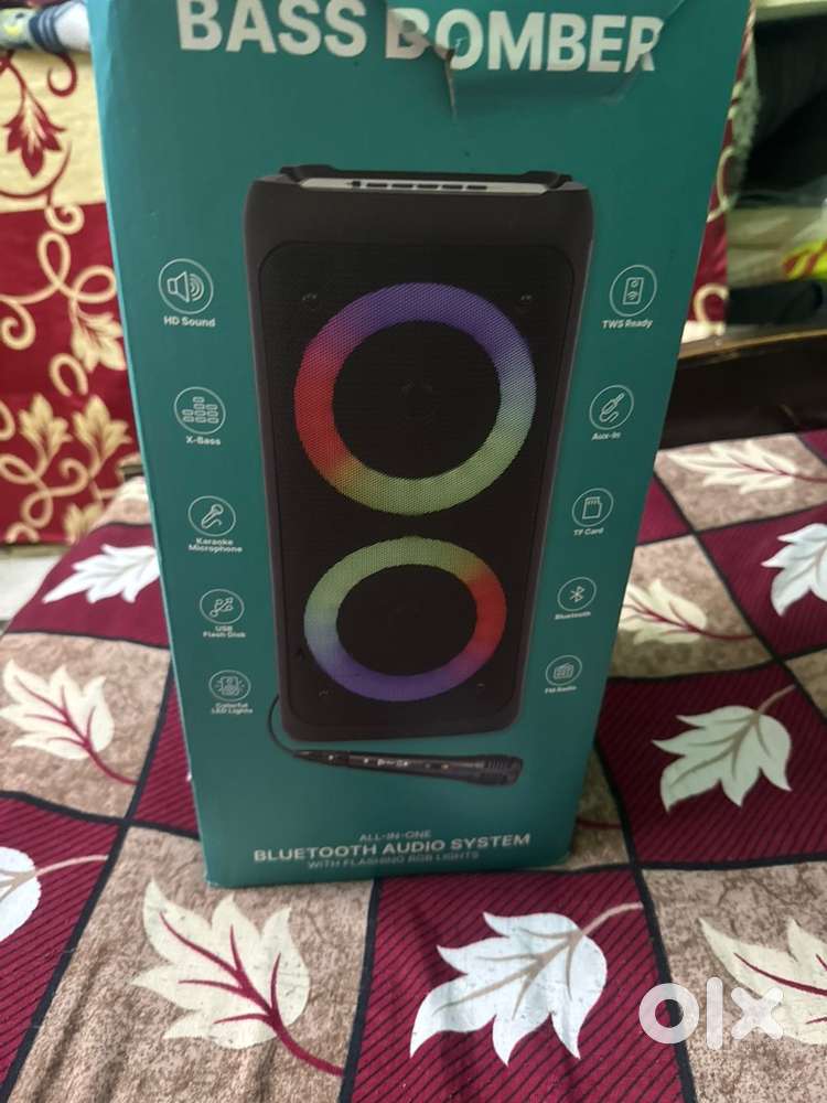 Enter base boomer Bluetooth speaker