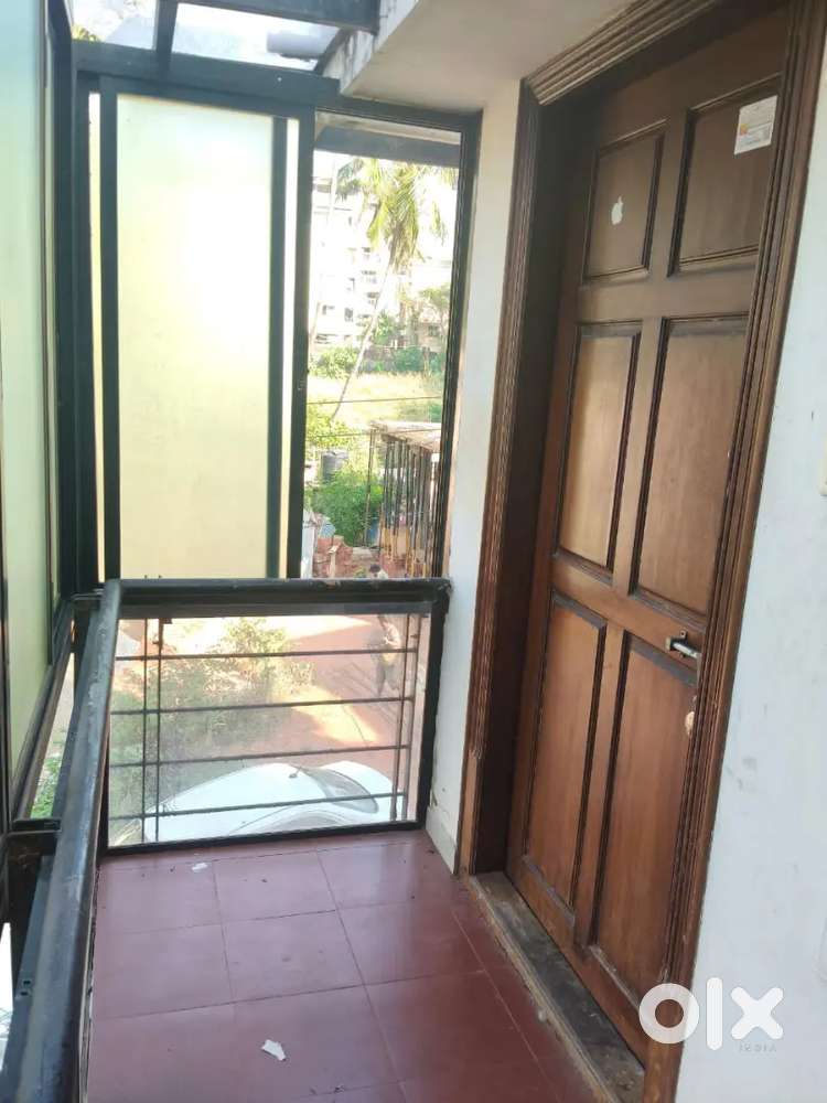 1bhk  furnished house for rent at derebail Rs-13500/-