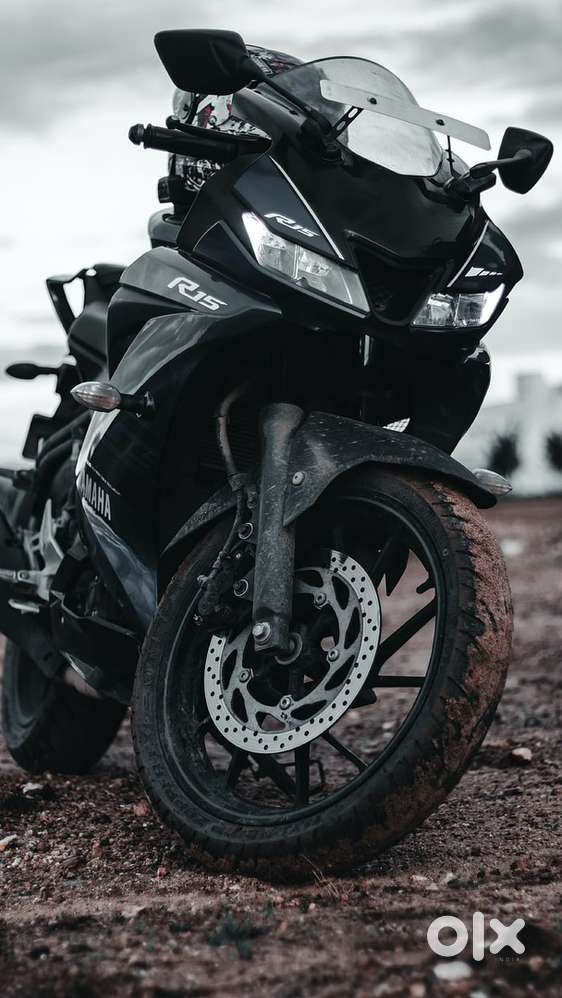 Matt black R15
