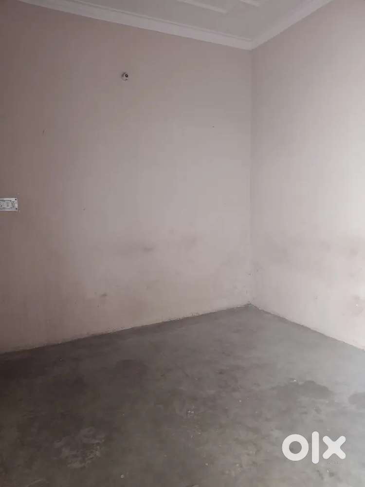 2 rooms set available for rent