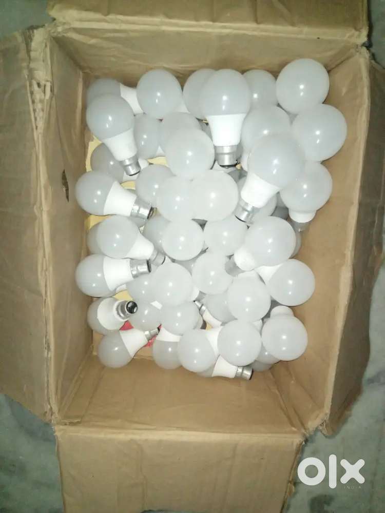 Led bulb 9 watt 1sall warinty 3 PC