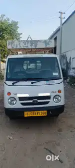 Tata ace gold cng fully built body only 33000 run