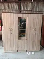 It's New Manufacturing 5 Door Wardrobe