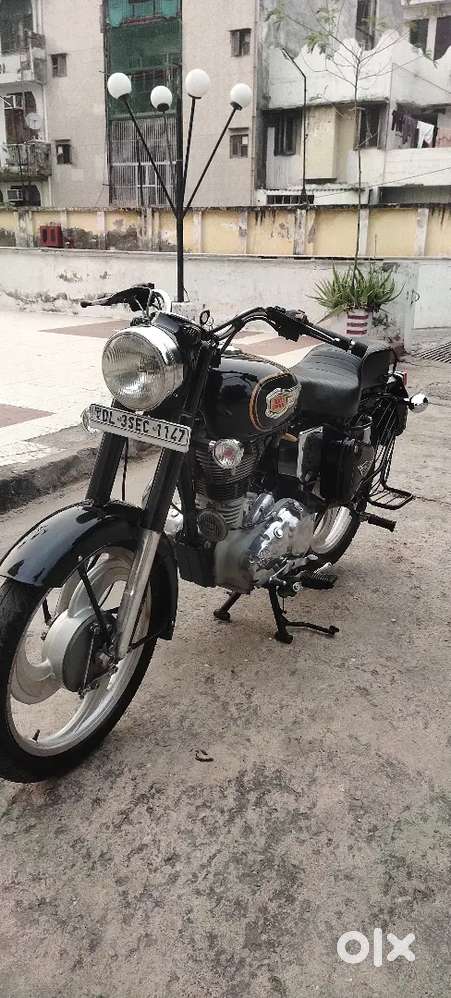 ROYAL ENFIELD STANDARD 350CC 2018 JANUARY 2nd OWNER BRAND