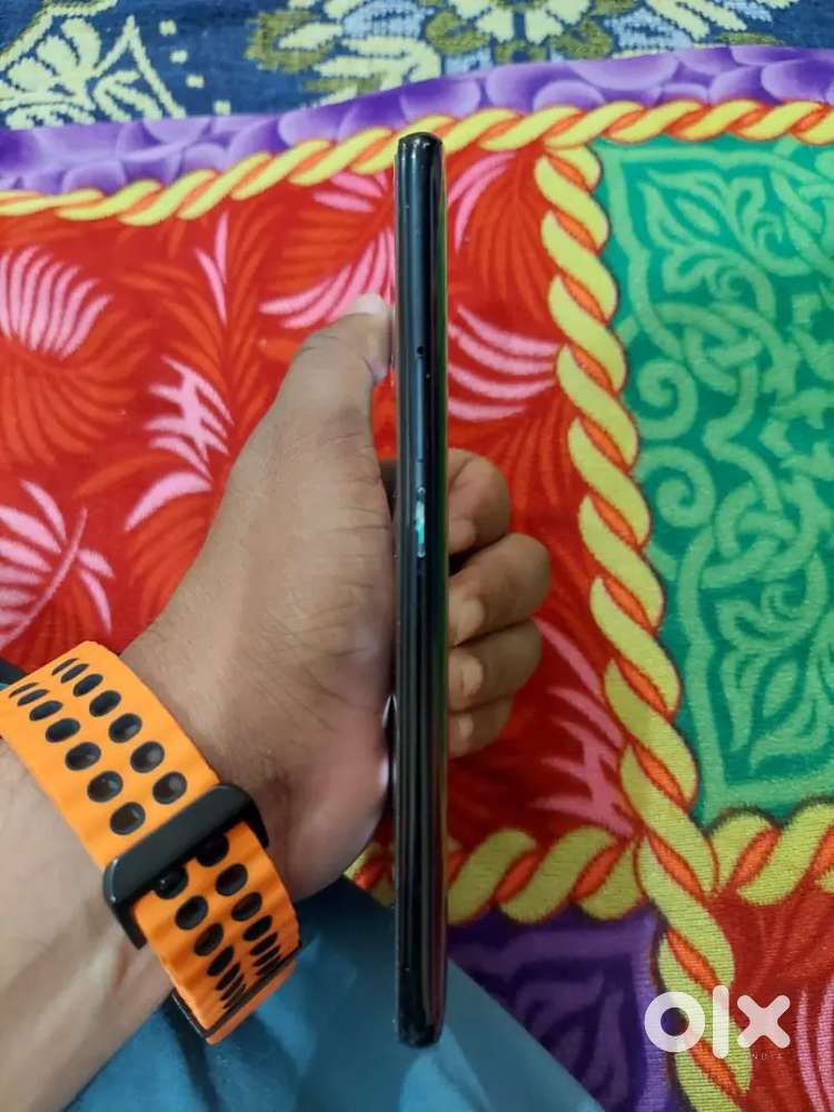RENO 2Z 8/256GB