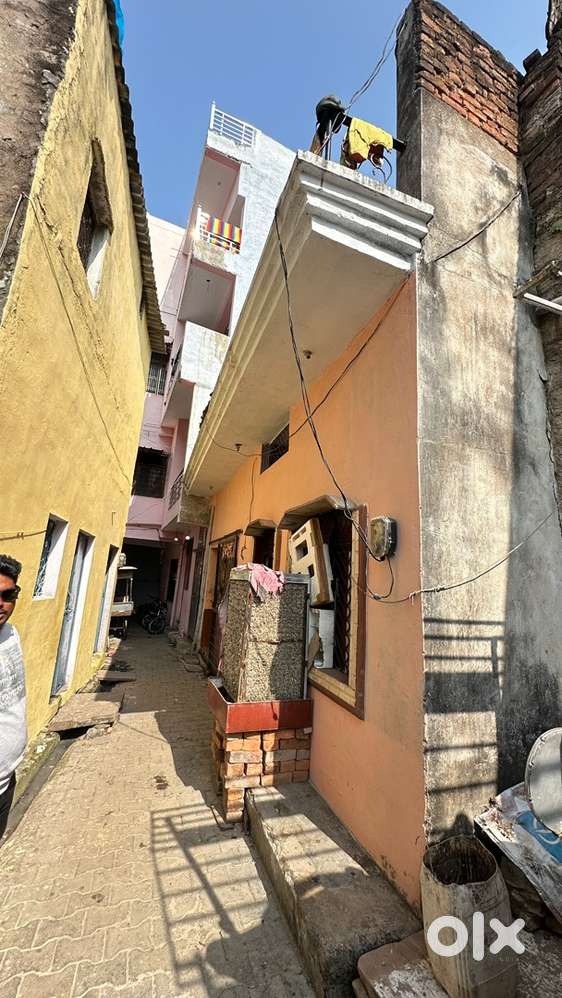 Behind the jagran office elite Chauraha, CIVIL LINE Jhansi