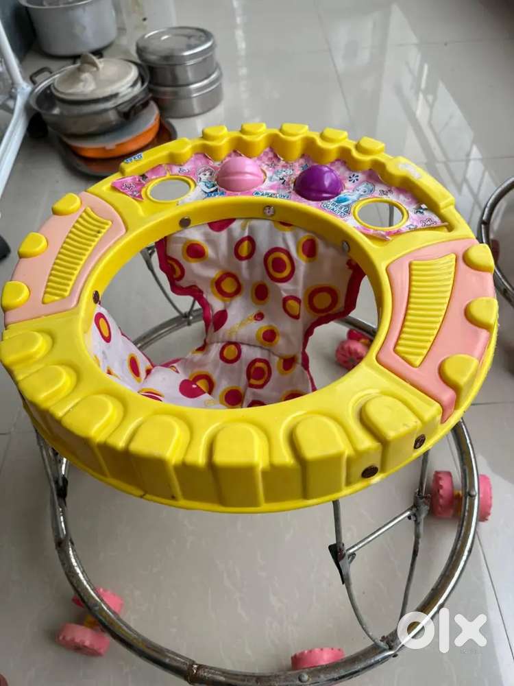 AVANI METROBUZZ Baby Activity Play Foldable Walker with Chu-Chu Toy