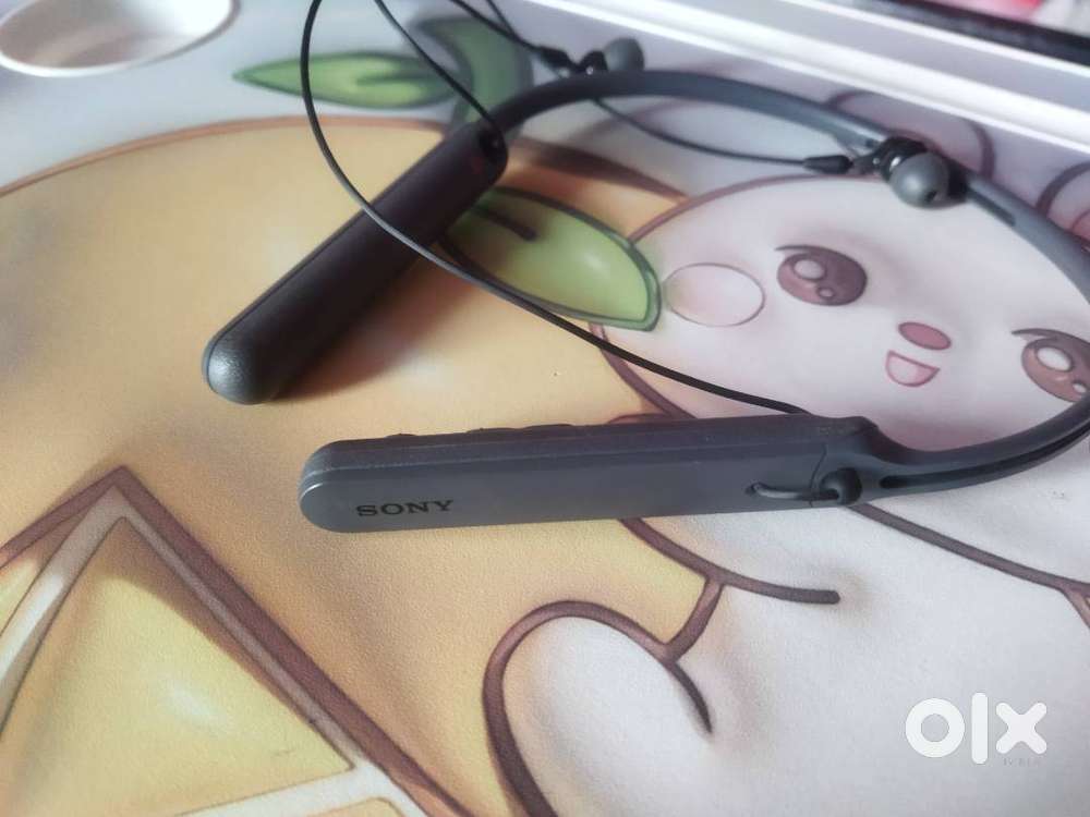 Urgent sell Sony bluetooth.