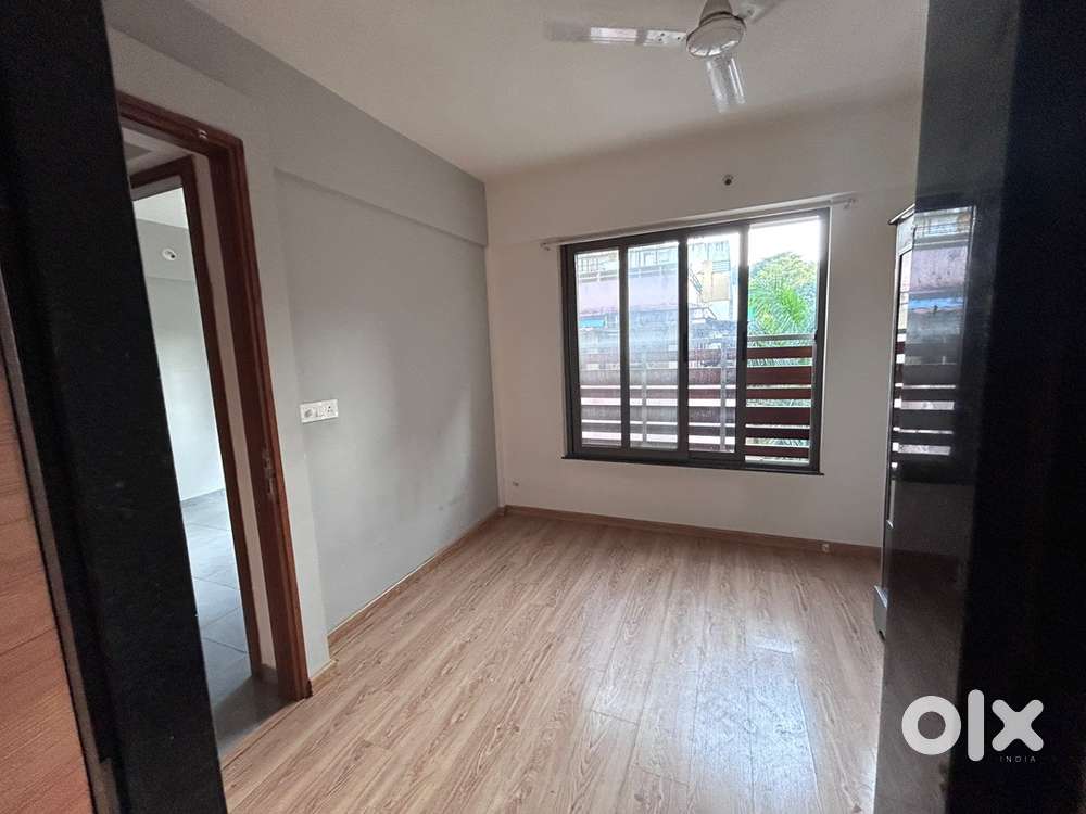 Looking for a female flatmate to share in a 2bhk flat