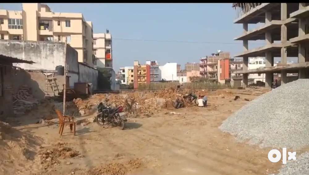 Under Construction project going on near to NH, 70feet Bypass, Patna