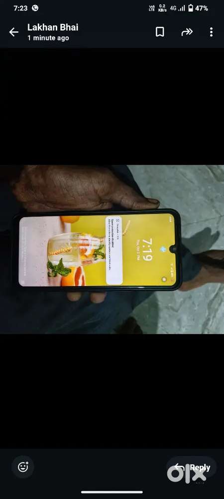 Vivo v21e.