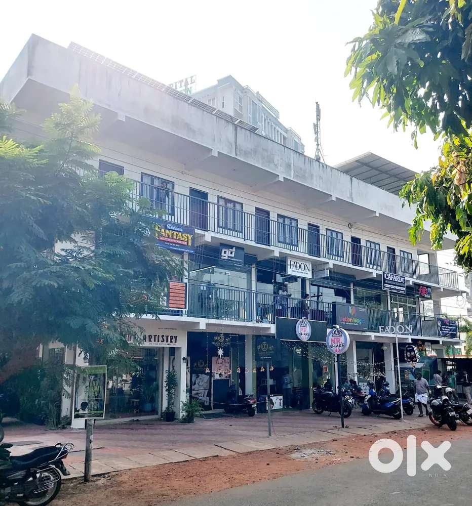 High rental building at west fort thrissur sale