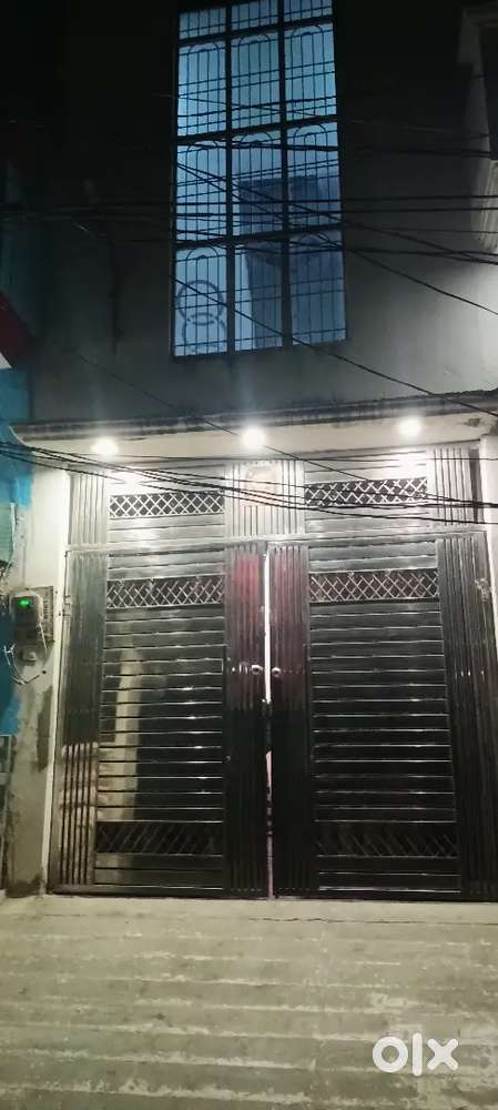 Kargaina Gautiya Road Budaun Road se matr 100 meetar andar hai 02 Duka