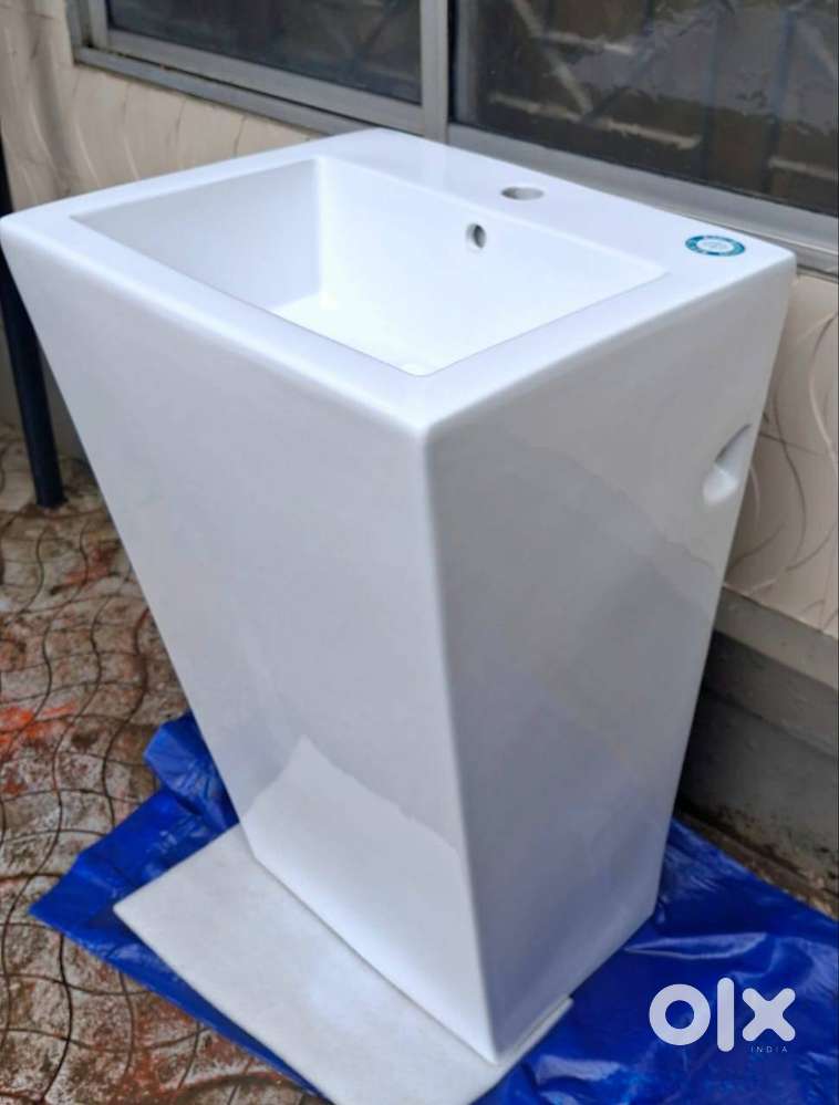 Jaquar floor standing wash basins All NEW.