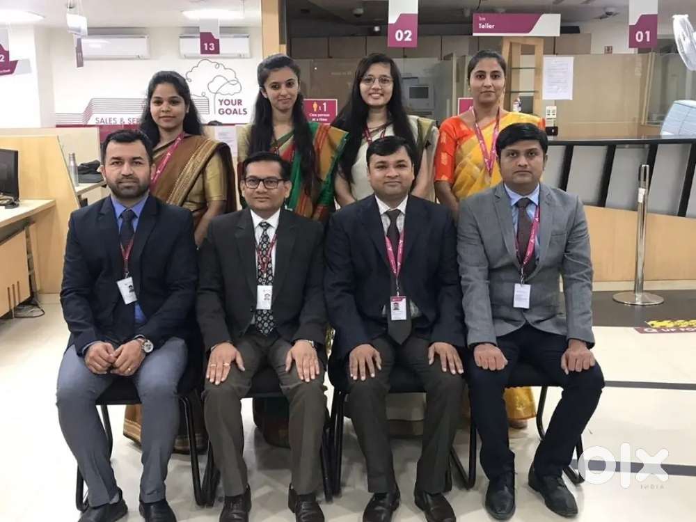 Axis বেঙ্কত experience holder আৰু freshers সকলৰ বাবে Post ওলাইছে