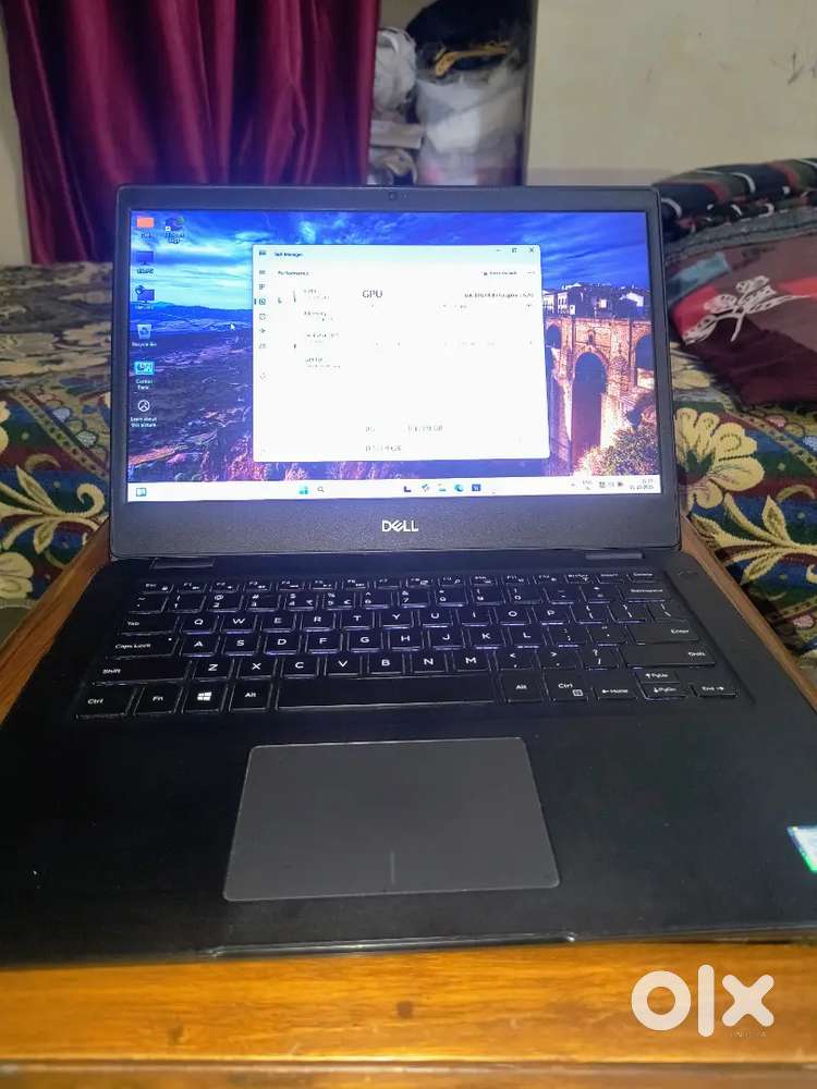 Dell i3 laptop