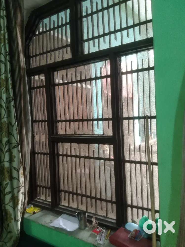 Saal ki wood windows v door