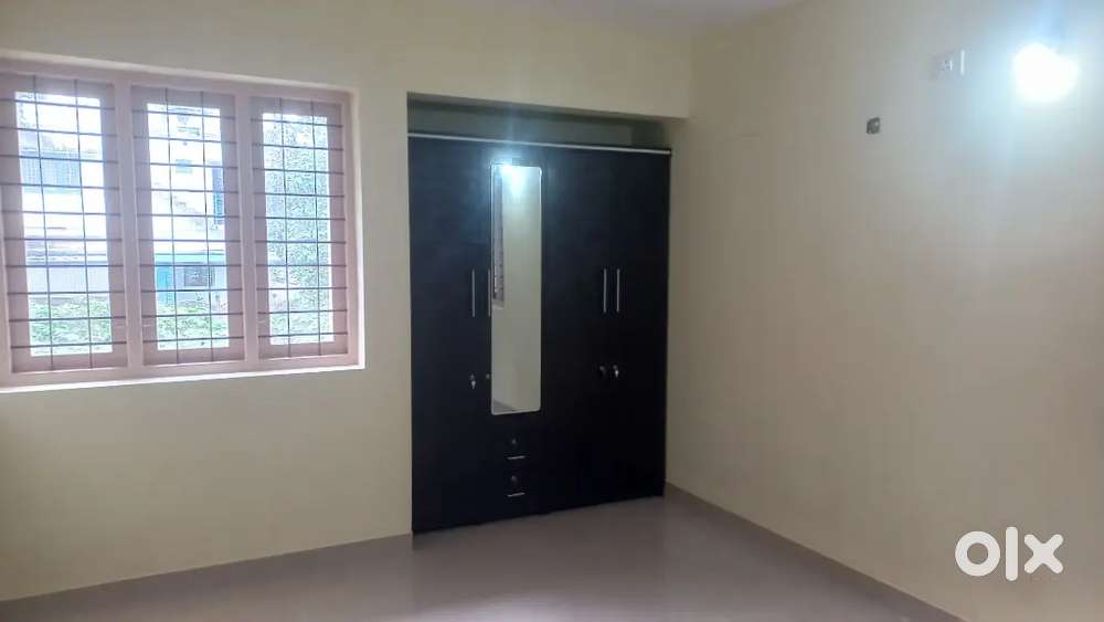 TRIPUNITHURA NEAR VADAKKEKOTTA METRO STATION NEAR NSS SCHOOL 2 BEDROOM