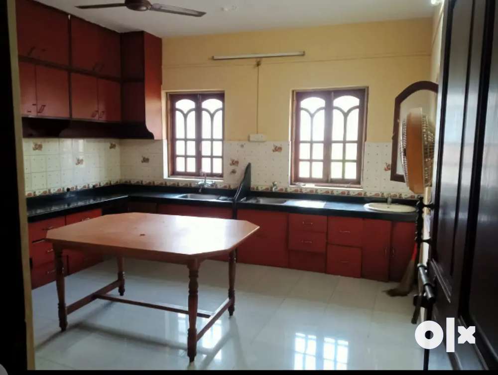 Flat for rent in Mapusa at ground floor 100mts from bus stand