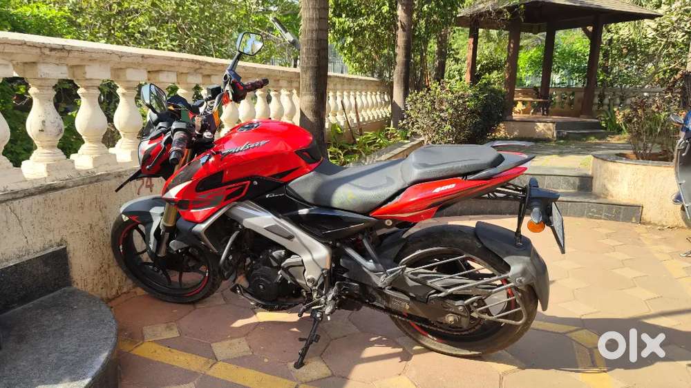 Very good condition pulsar ns400