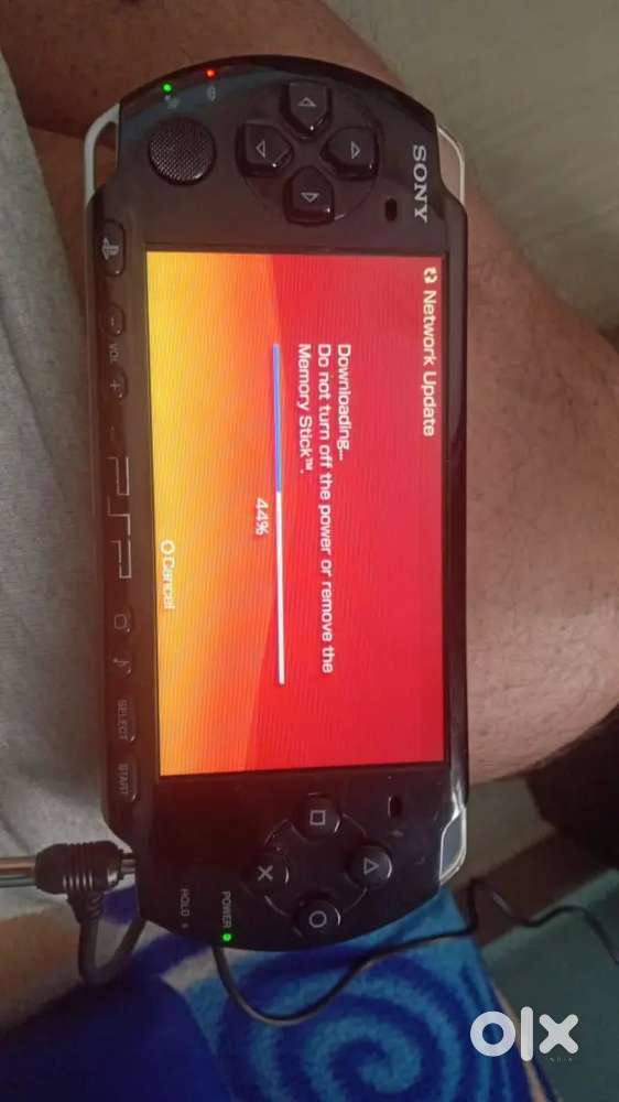 Sony PSP 3004 playstation console without battery