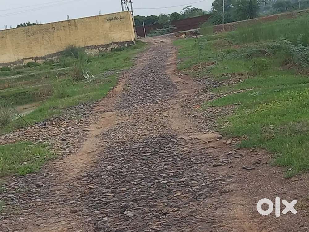 K block plot available for sale with basic facilities near by silani