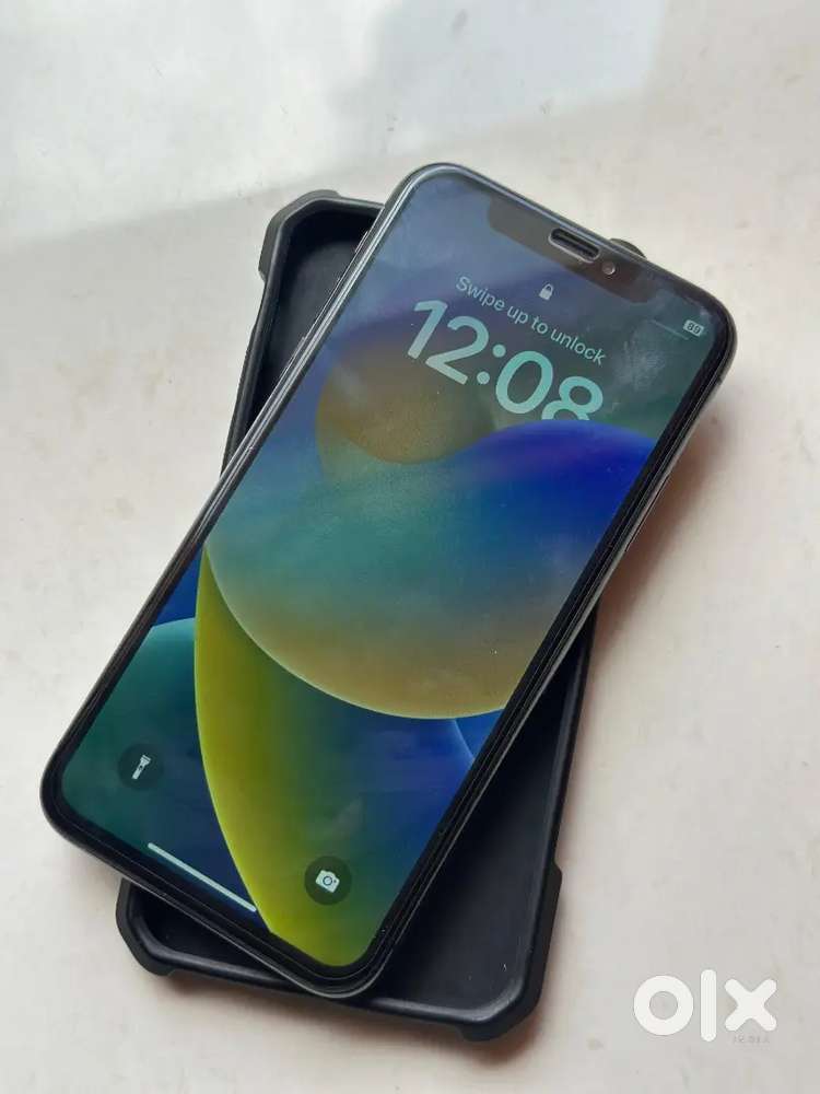iPhone X (Face id ON)