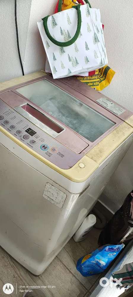 LG 6 Kg Turbodrum Fuzzy Logic Washing Machine (2015)