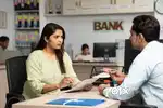 Axis বেঙ্কত Branchত Candidate লৈ থকা হৈছে