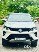 Toyota Fortuner Legender 4X2 AT 2.8, 2022, Diesel