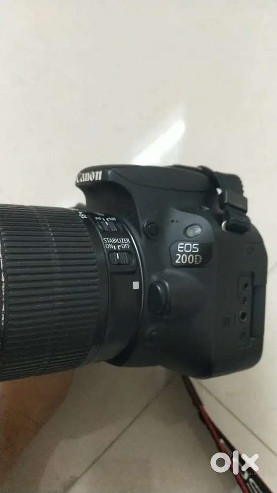 Canon 200 d with 18-55 STM Kit
