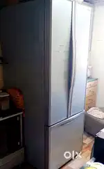 Hitachi fridge 420+ litres