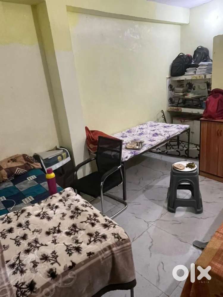 PG FOR BOYS AND GIRLS