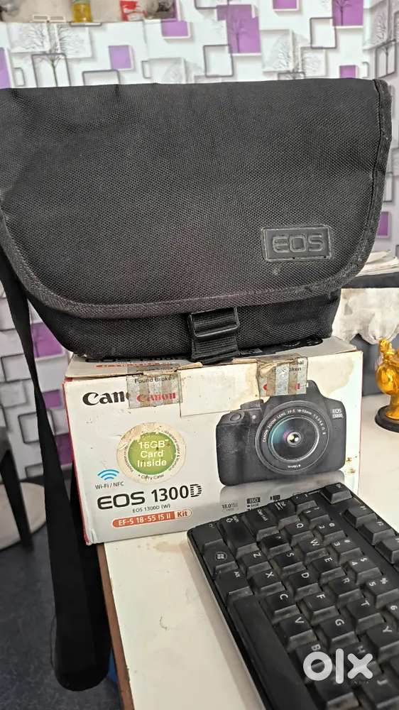 CANON 1300D