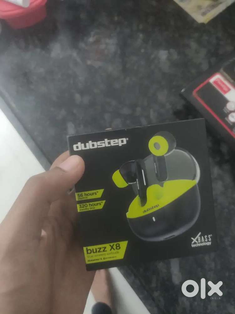 Dubstep Earbuds negotiable at 250 (3 month warranty)