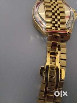 Luxury smartwatch Fireboltt Quantum