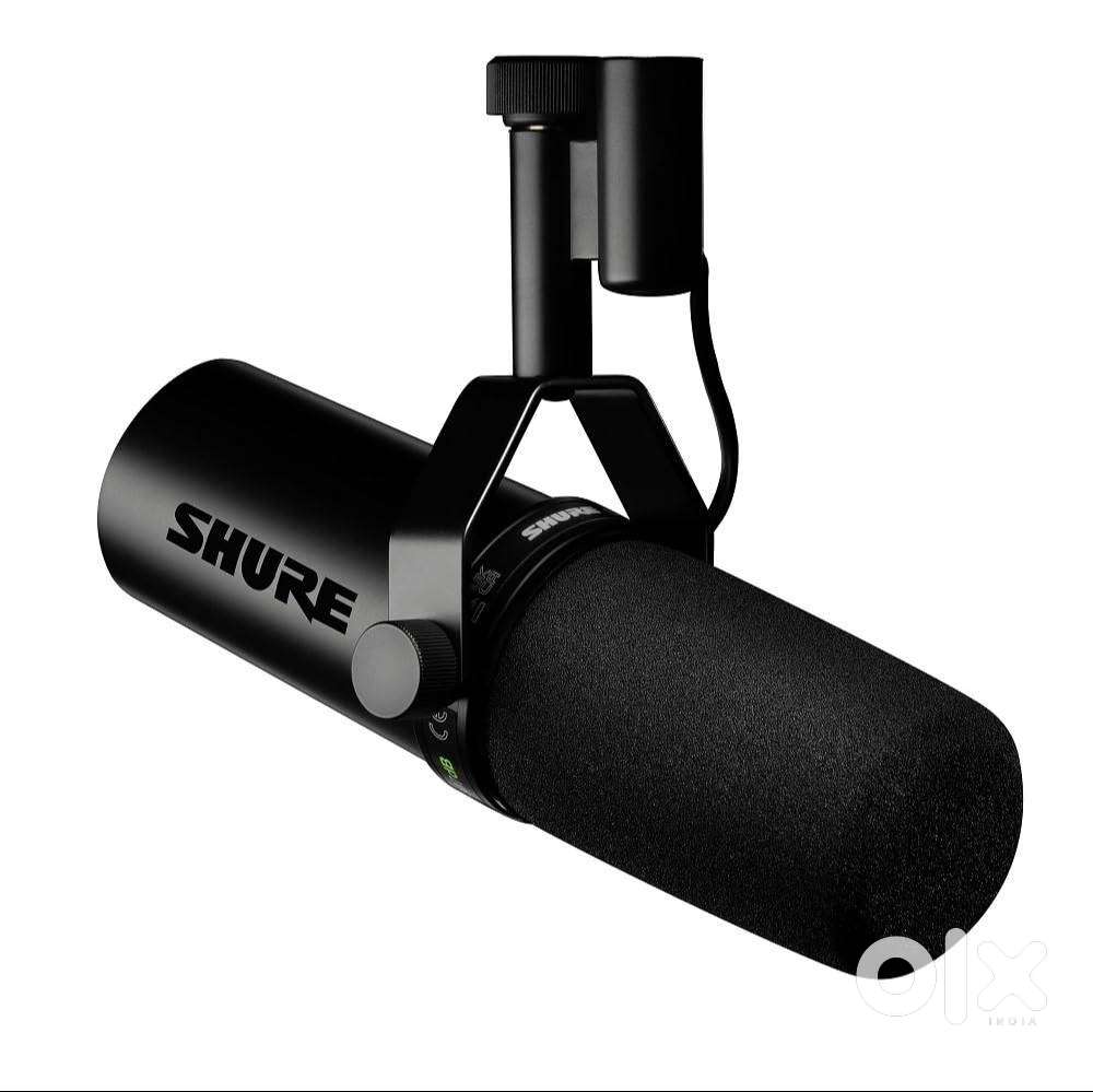 Shure SM7dB Dynamic Vocal Microphone w/Built-in Preamp for Streaming