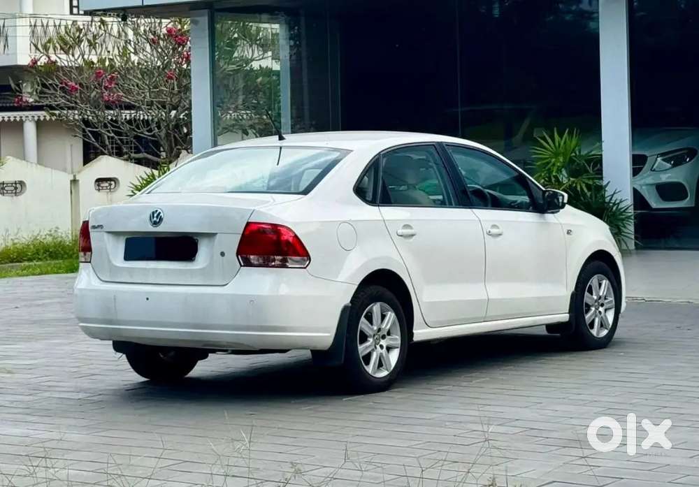 Volkswagen Vento 2015 Petrol 52000 Km Driven