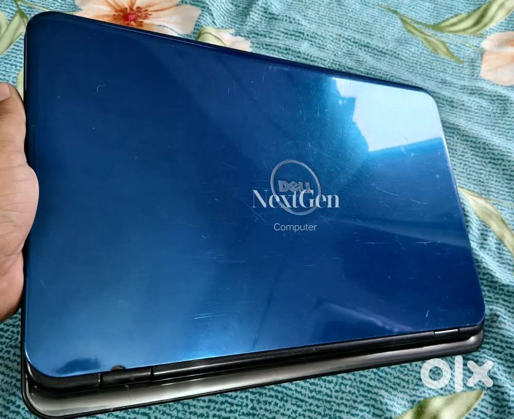 Dell Laptop i3 8GB Ram 500GB HDD