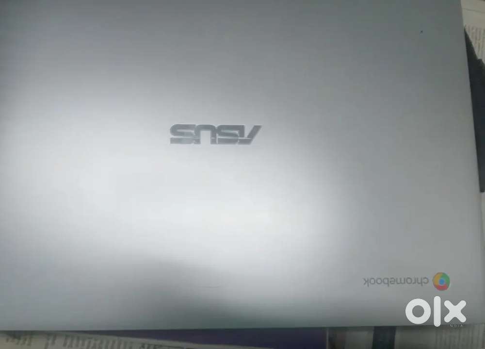 ASUS Chromebook – Slim, Fast & Perfect Condition