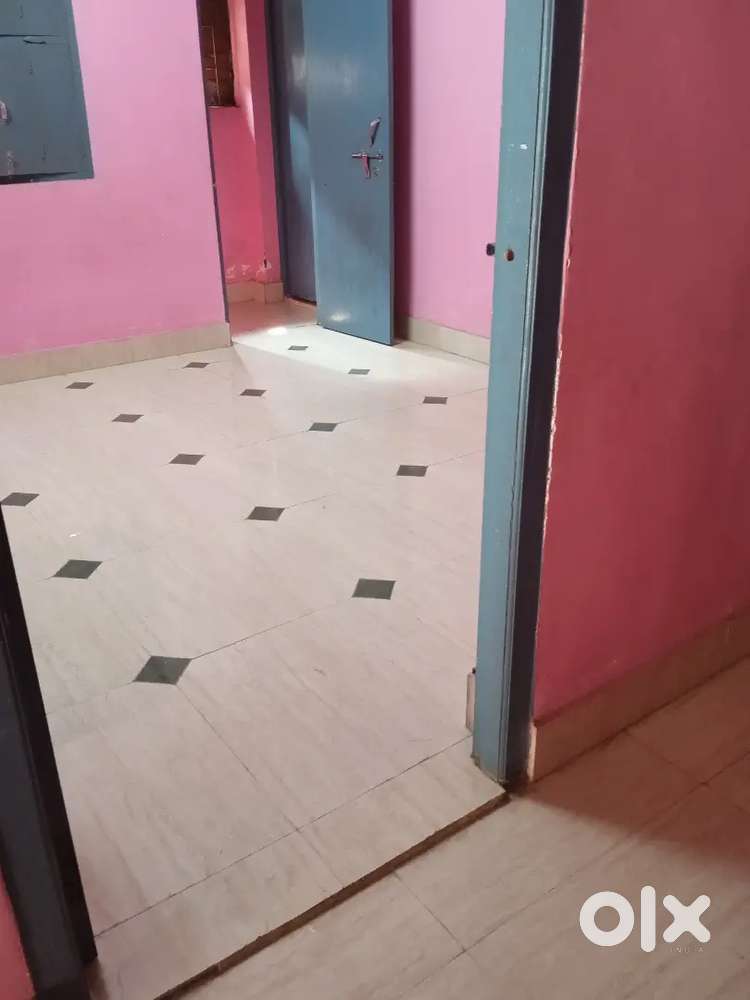 1 BHK modular kitchen spacious spacein house.Nearlalgeatchokmaeshkhunt