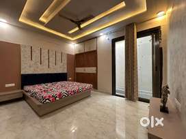 152Gaj Corner Villa at Mansarovar Maharani garden road